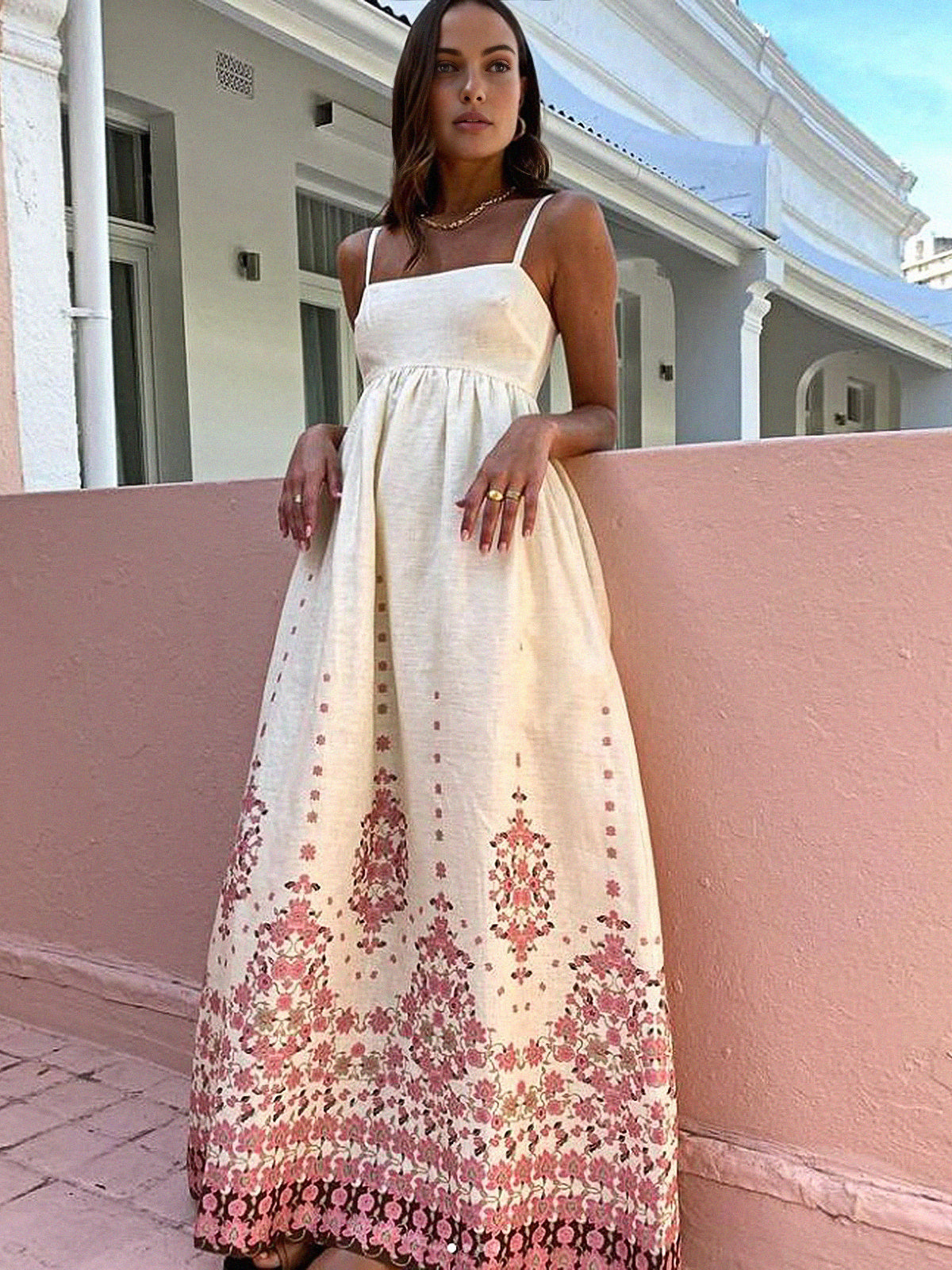 Vestido Floral Elegante de Noche - Vestiria