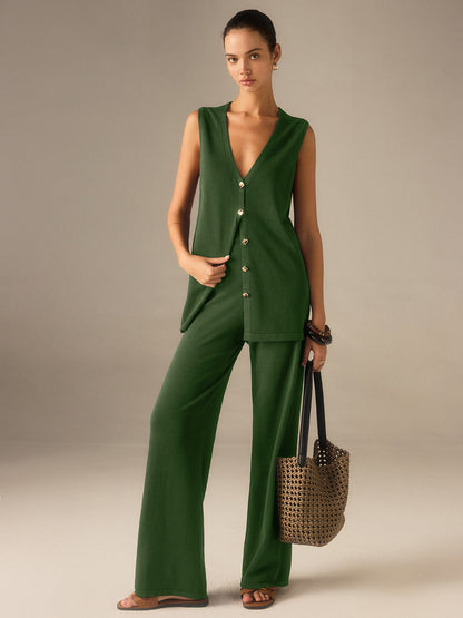 Chaleco y pantalones anchos elegantes