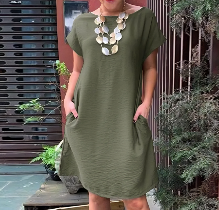 Vestido Femenino Cuello Redondo Manga Corta