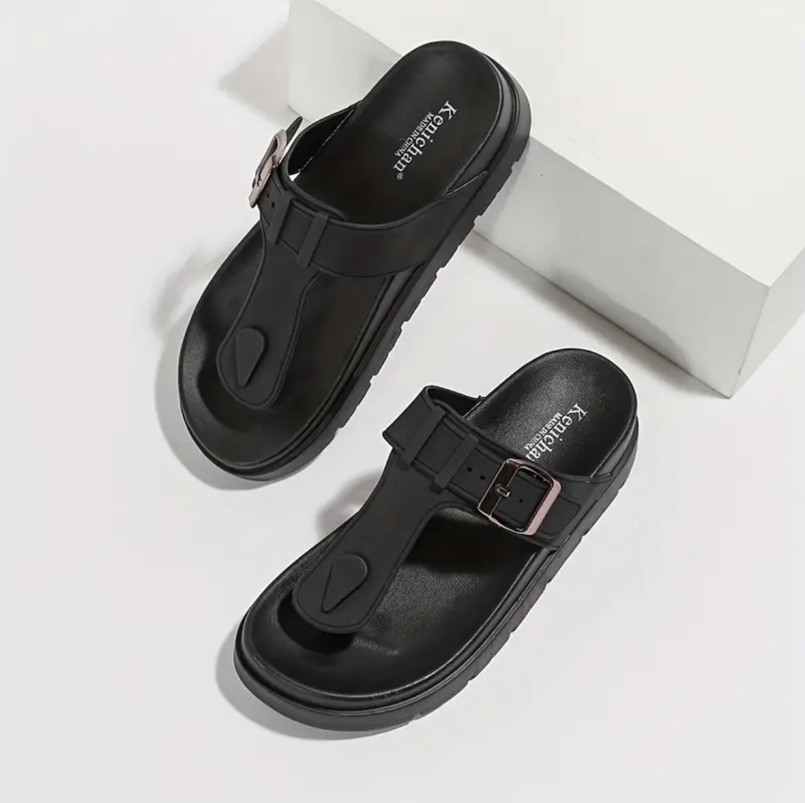 Chanclas cómodas de un solo color