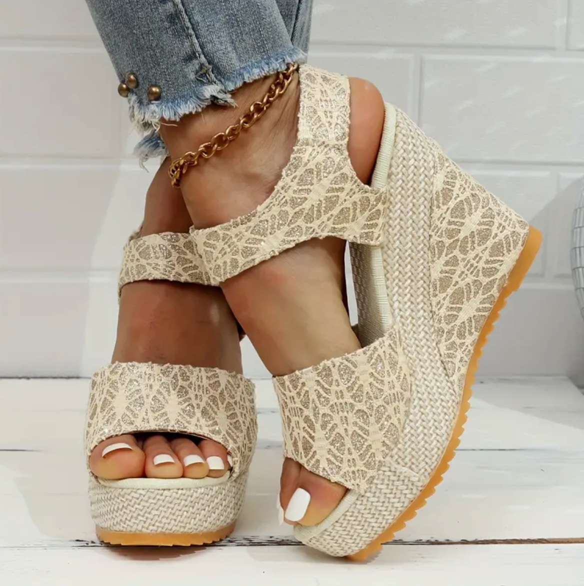 Sandalias de Cuña Clásicas y Elegantes - Vestiria