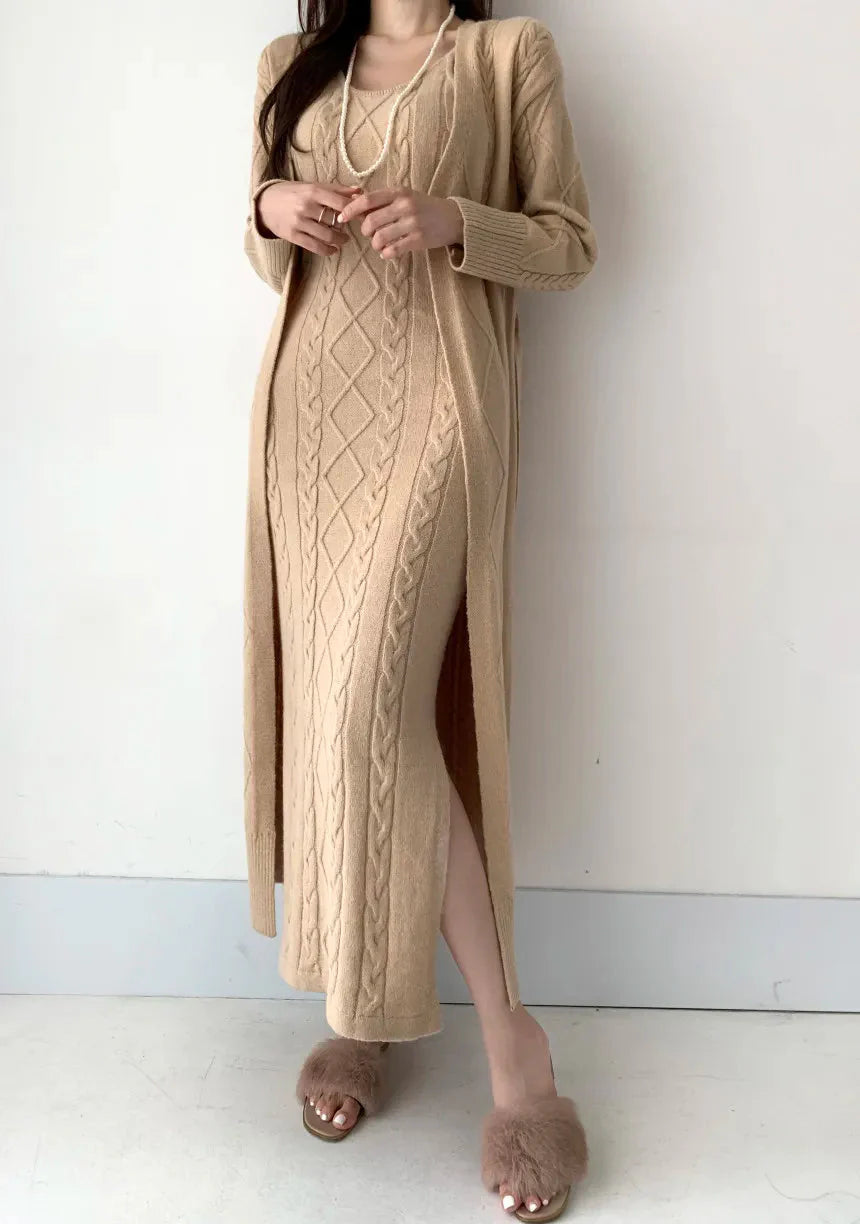 Vestido Largo y Chaqueta de Punto Elegante - Vestiria