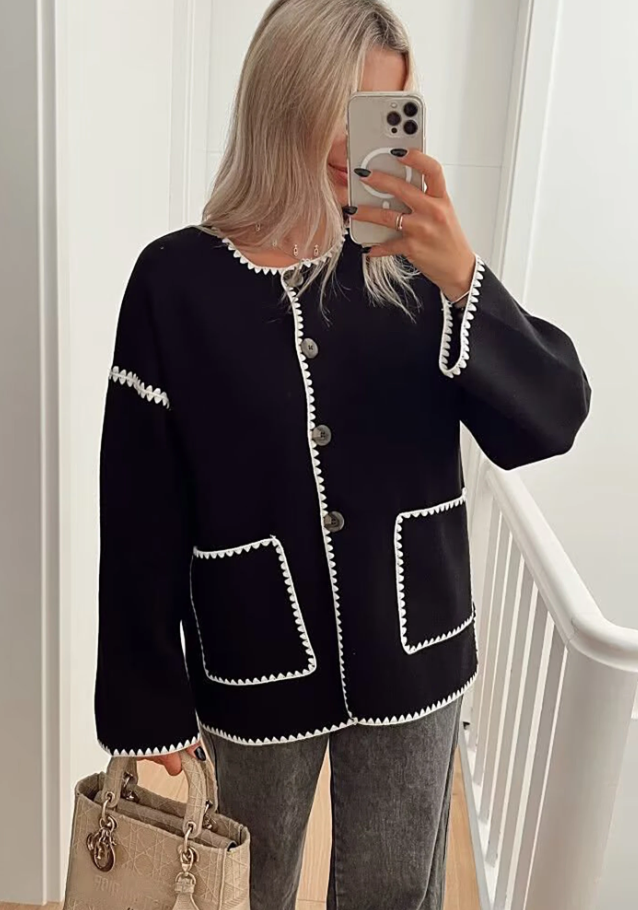 Chaqueta Mujer Clásica Cuello Redondo con Bolsillos - Vestiria