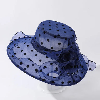 Gorro de punto con lunares
