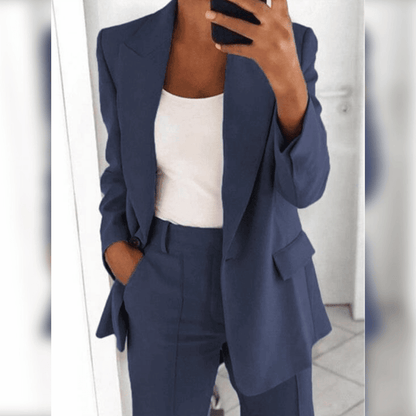 Traje de chaqueta y pantalón mujer elegante