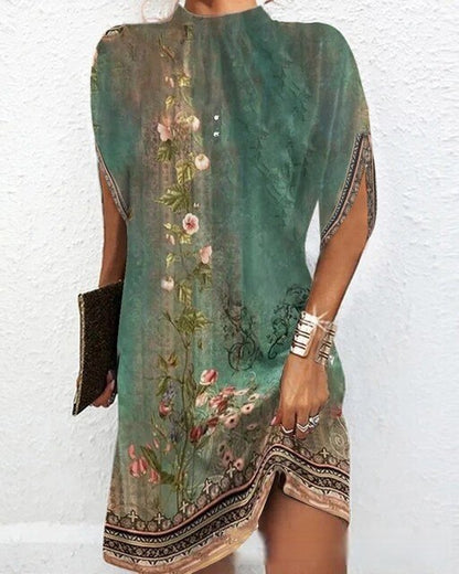 Vestido de Noche con Mangas Asimétricas