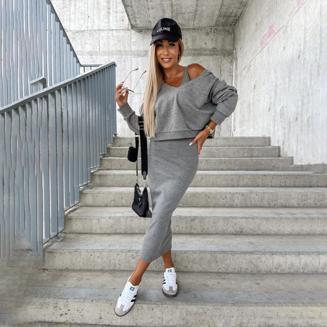 Conjunto Vestido y Sudadera Feminino - Vestiria