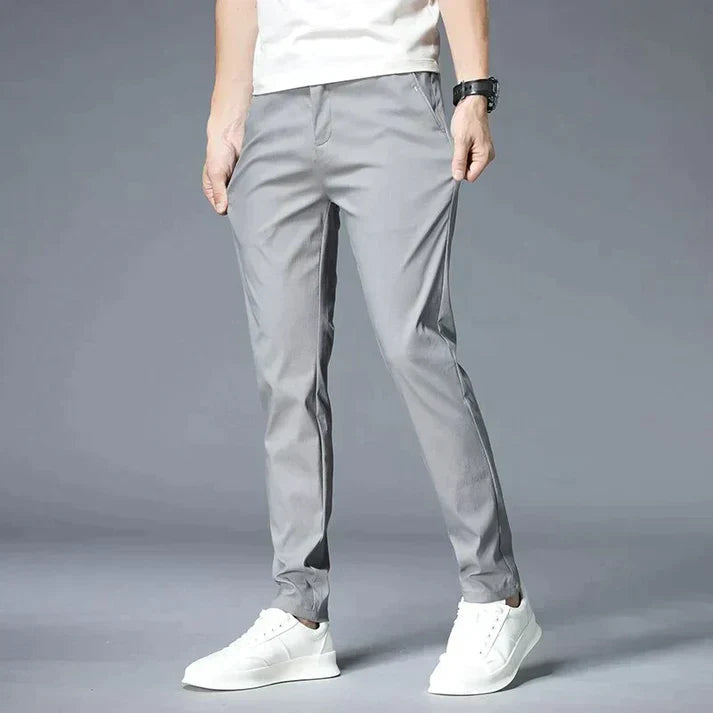 Pantalón recto ajustado informal