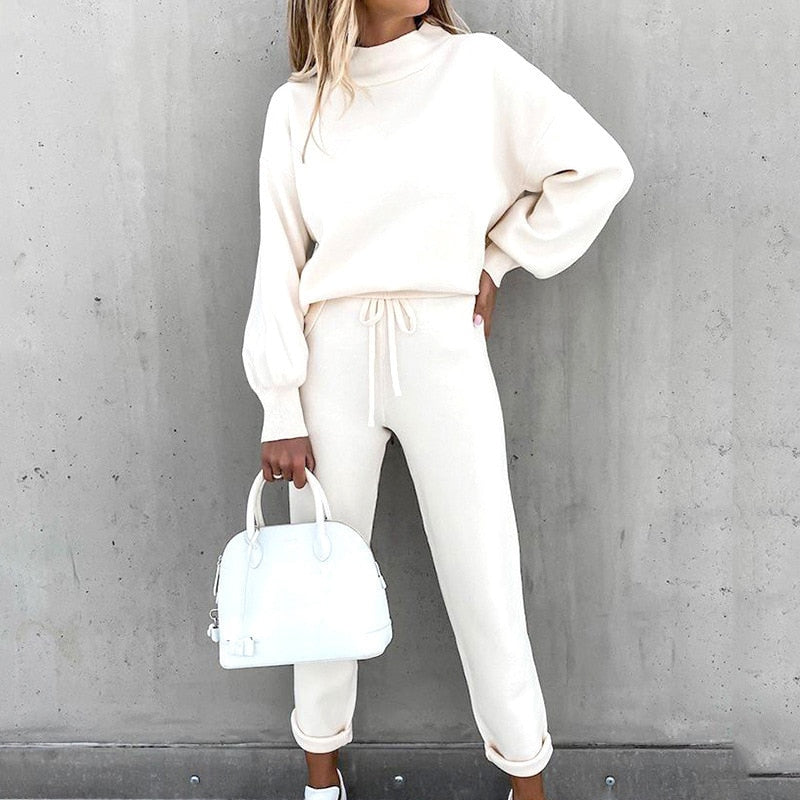 Pantalón y sudadera deportiva femenina cómoda