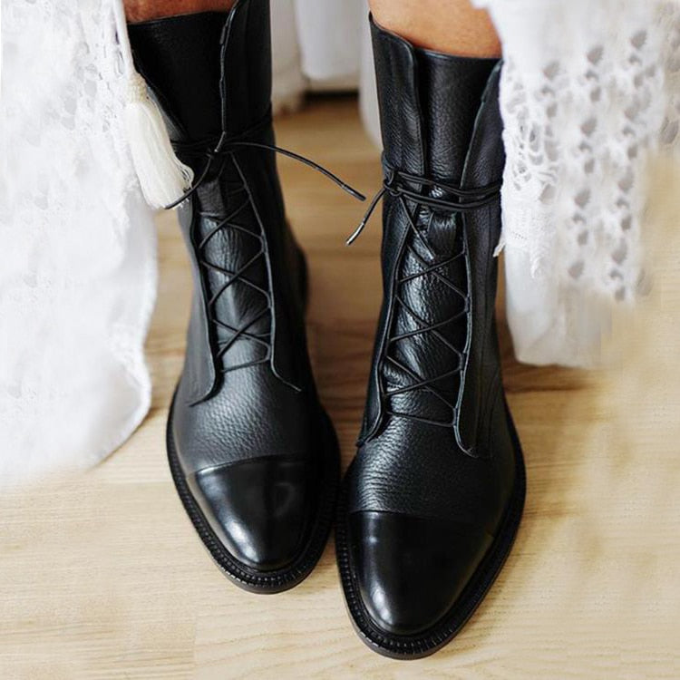 Botas de cuero ajustadas y elegantes - Vestiria