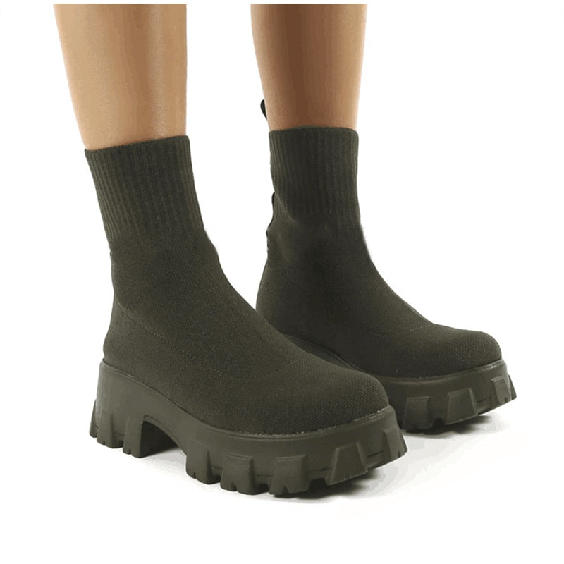 Bota Mujer Alta con Plataforma y Tacón