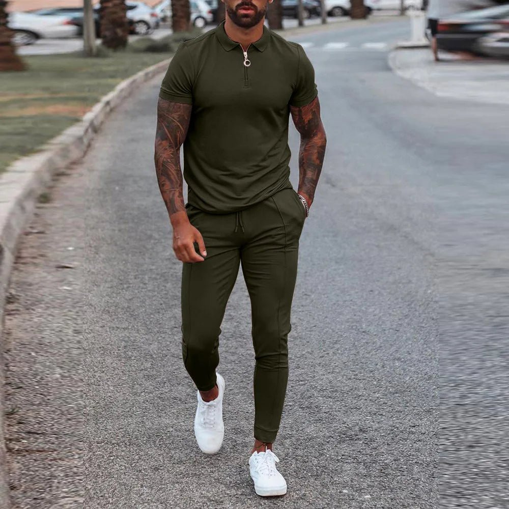 Traje deportivo hombre relajado