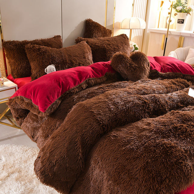 Conjunto Cama 5 Piezas con Almohada de Regalo