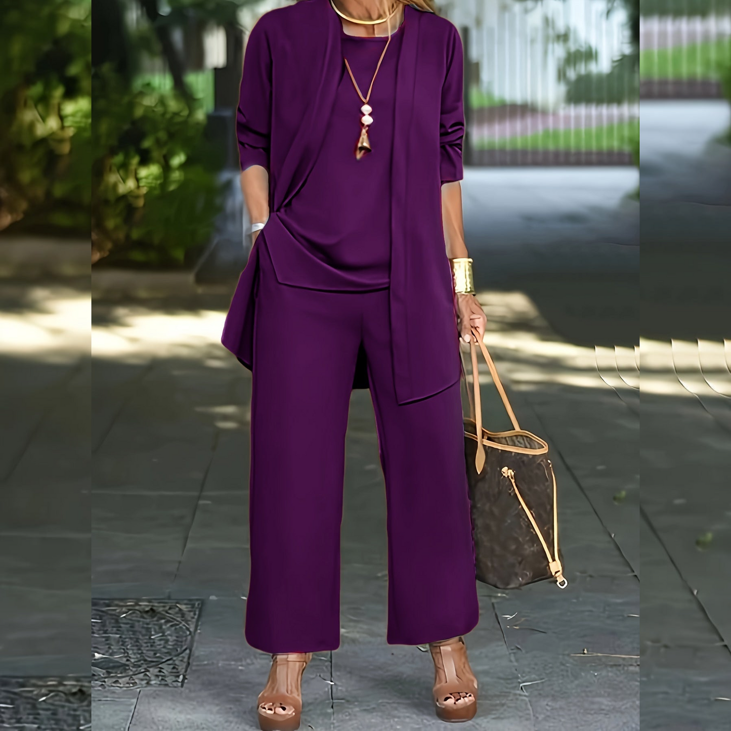 Traje mujer elegante de tres piezas