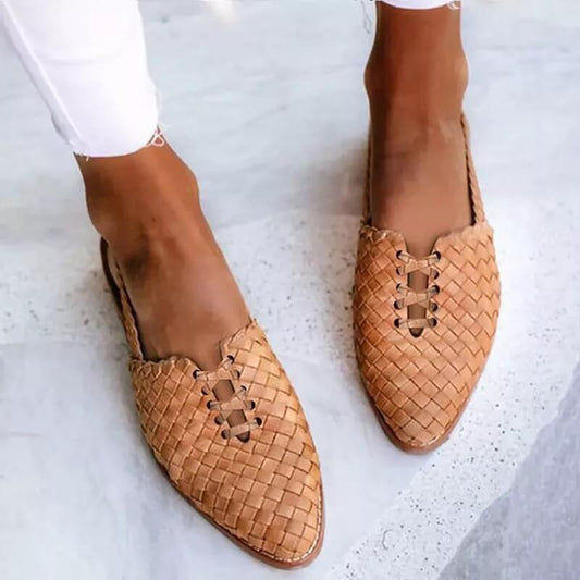 Sandalias Cuero Trenzado Manual Mujer - Vestiria