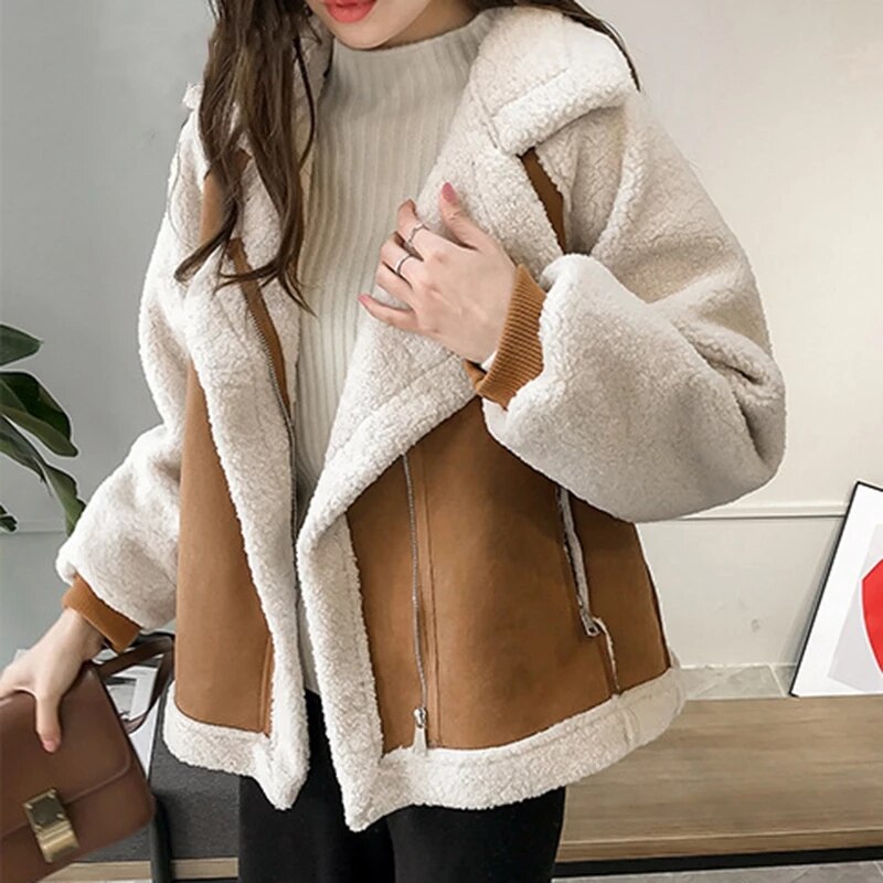 Chaqueta Felpa Cálida y Acogedora - Vestiria