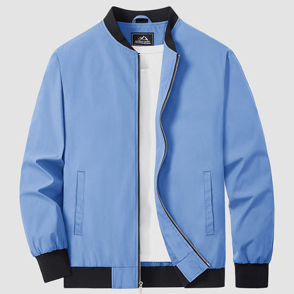 Chaquetón deportivo ligero con bolsas
