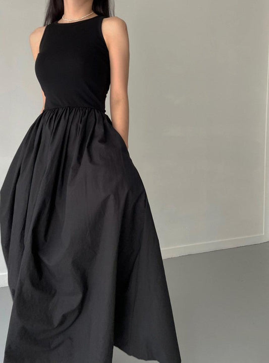 Vestido Chic Escote Redondo Elegante - Vestiria