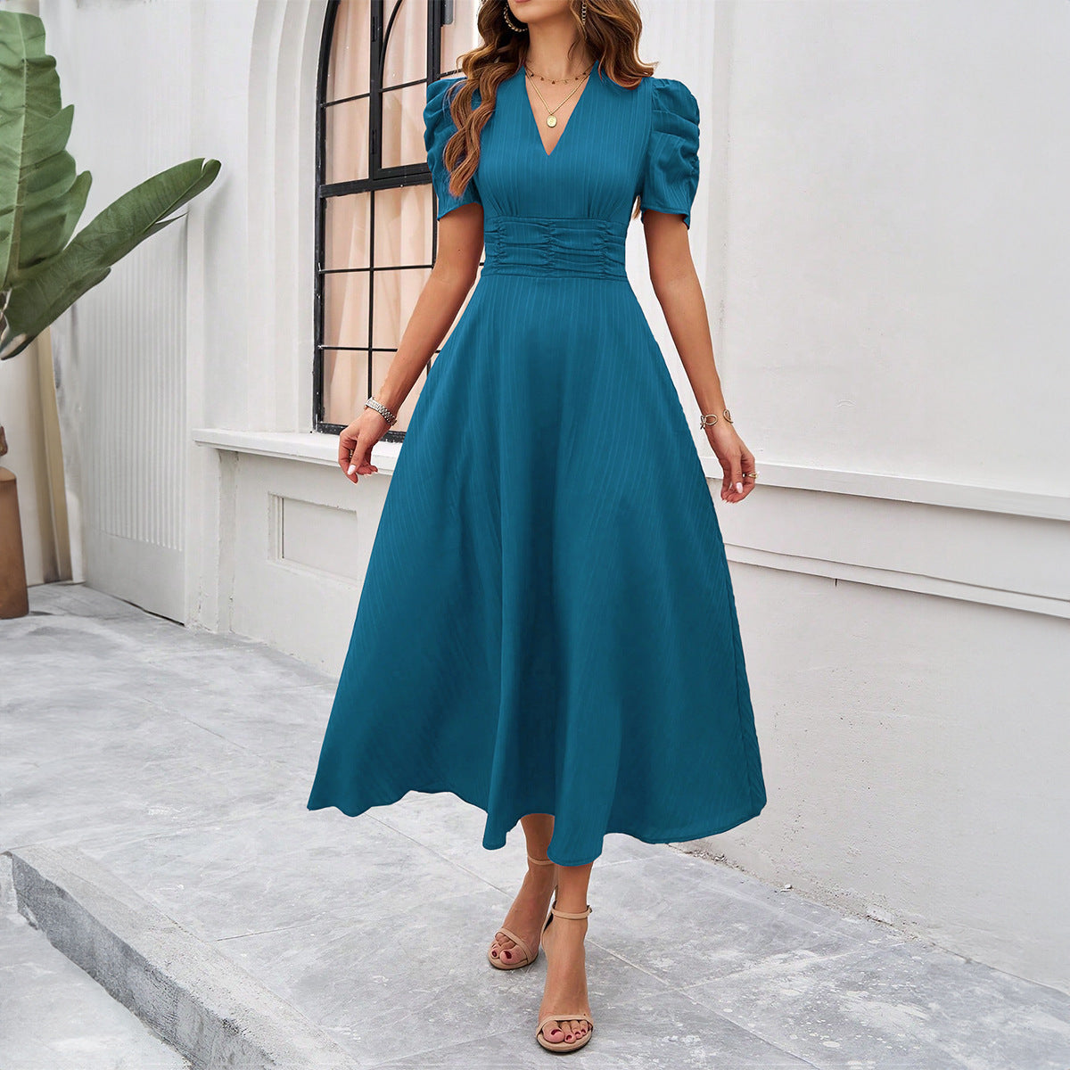 Vestido Elegante Mangas Voladas Escote Pico