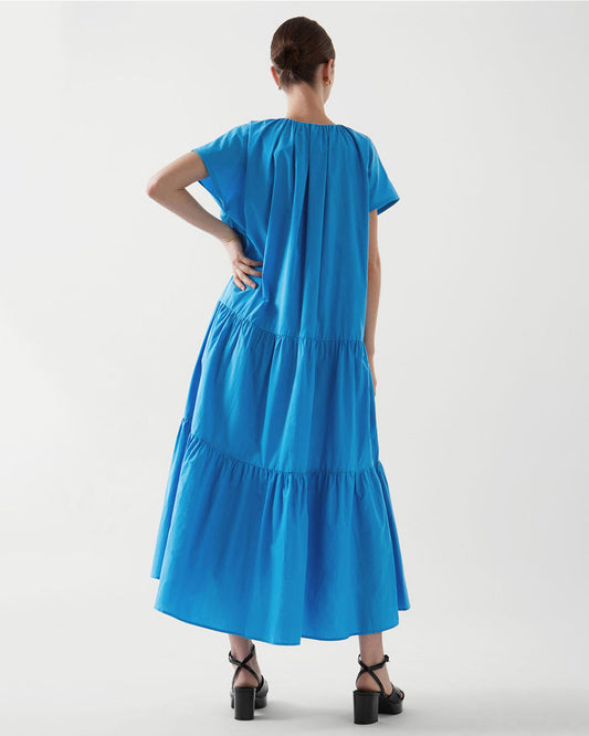 Vestido Midi Floral Capas - Vestiria