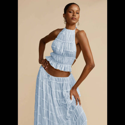 Traje de verano ajustado con top y falda ceñida