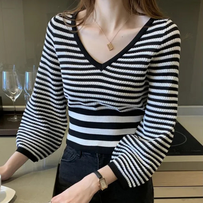 Sudadera de punto a rayas cómoda y elegante