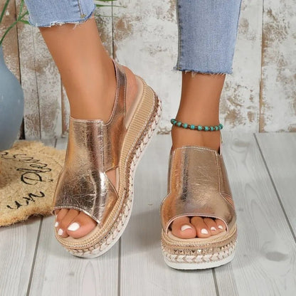 Sandalias de Verano Doradas Plisadas