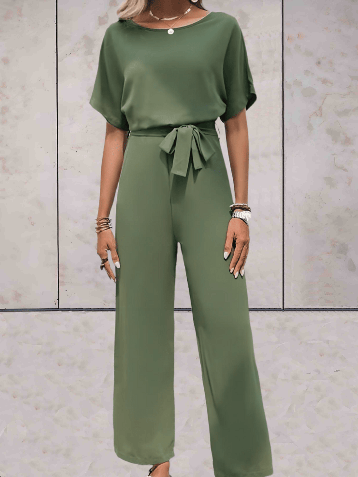 Pantalón Elegante Cuello Redondo Estilo Clásico