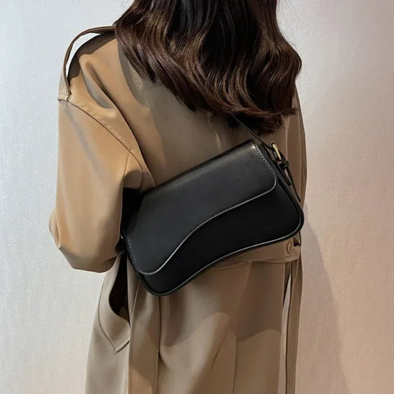 Bolso Mujer Chic con Asa Compacta - Vestiria