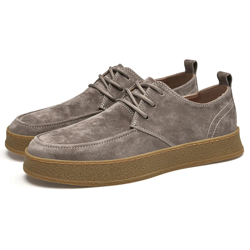 Zapatos de ante elegantes para hombre