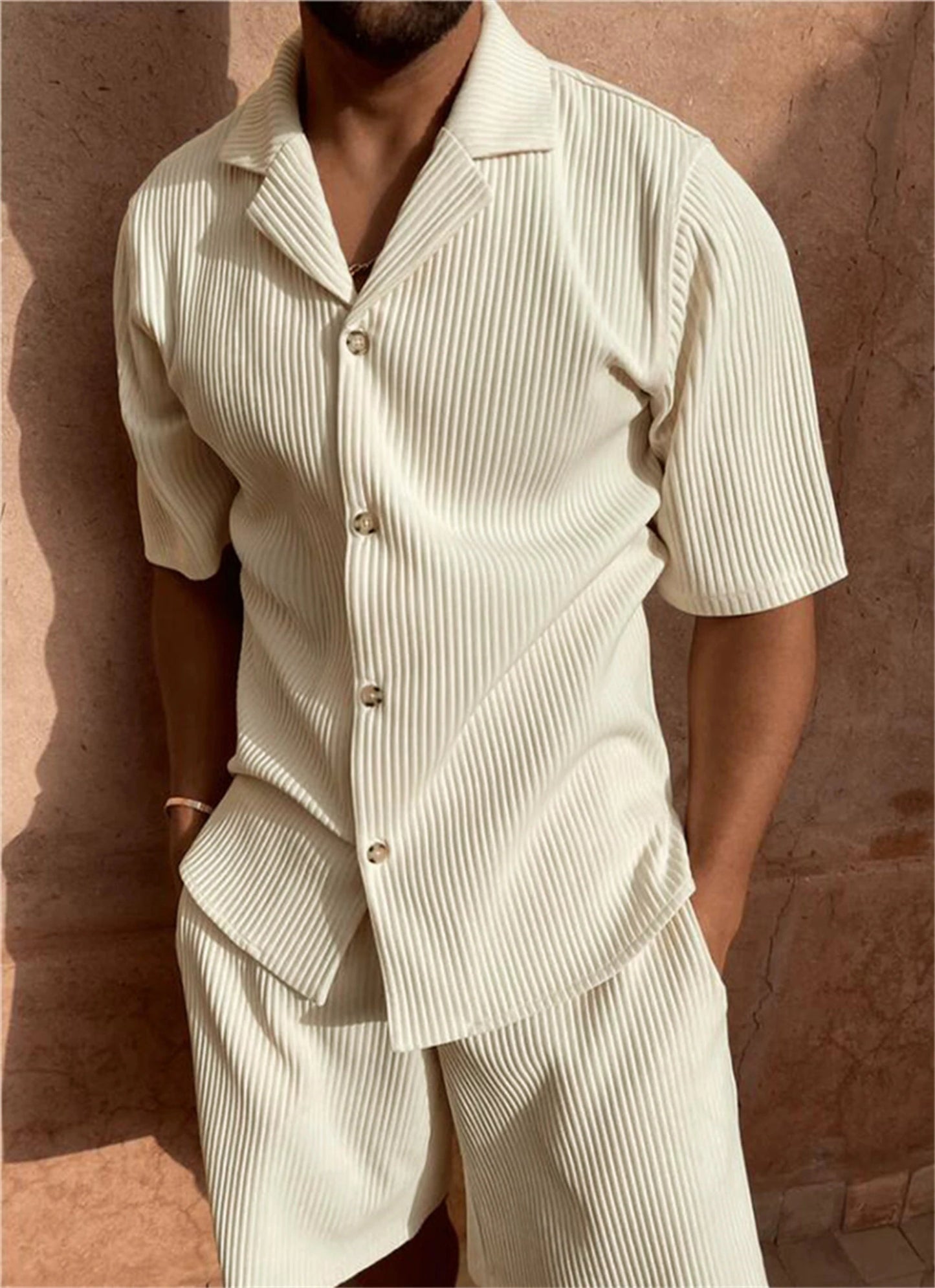 Polo y Pantalón Corto de Pana Clásico