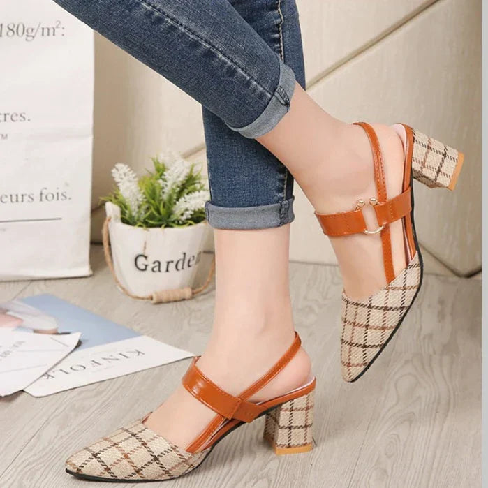 Zapato de tacón bajo Elegante Slingback - Vestiria