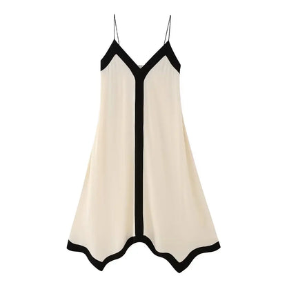 Vestido Elegante con Tirantes y Detalles - Vestiria