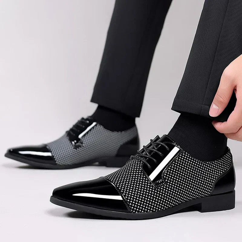 Zapatos de cuero elegantes con detalles brillantes hombre - Vestiria