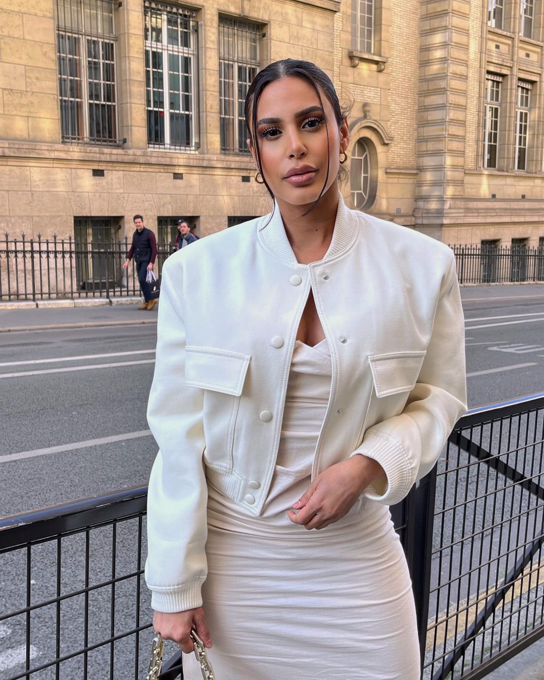 Chaqueta Mujer Beige Oversize Corta Moda