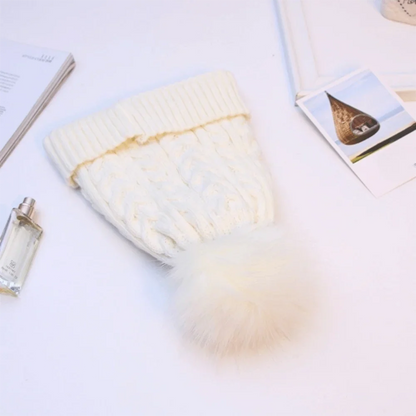 Gorro de lana cálido con pompon para mujer