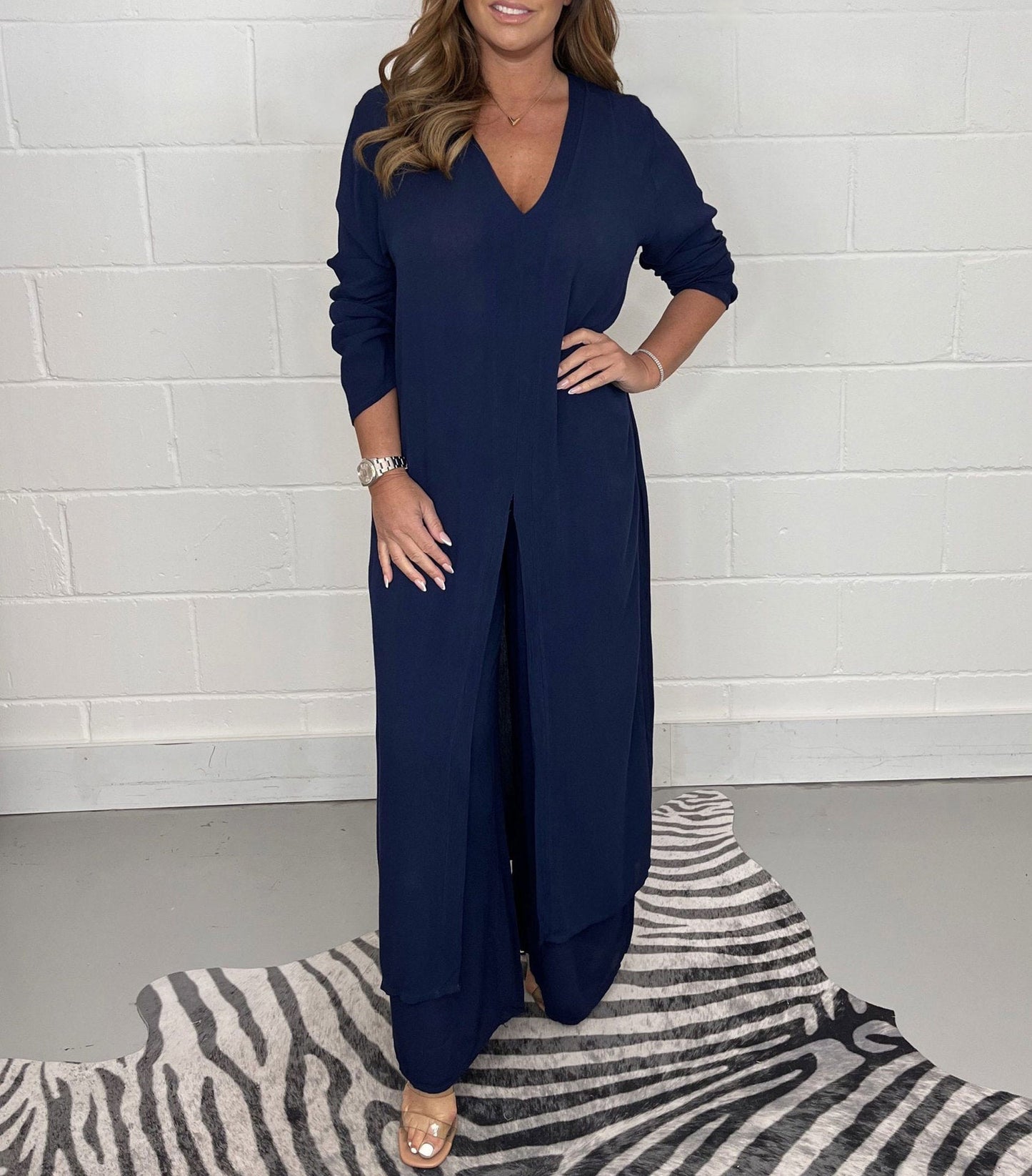 Traje mujer moderno dos piezas fluido y elegante