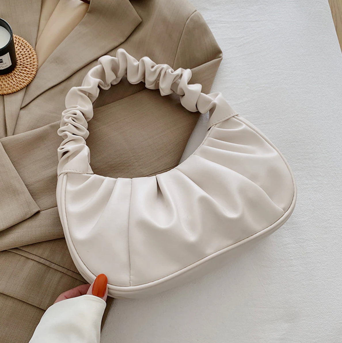 Bolso Bandolera Chic con Asas Ajustables