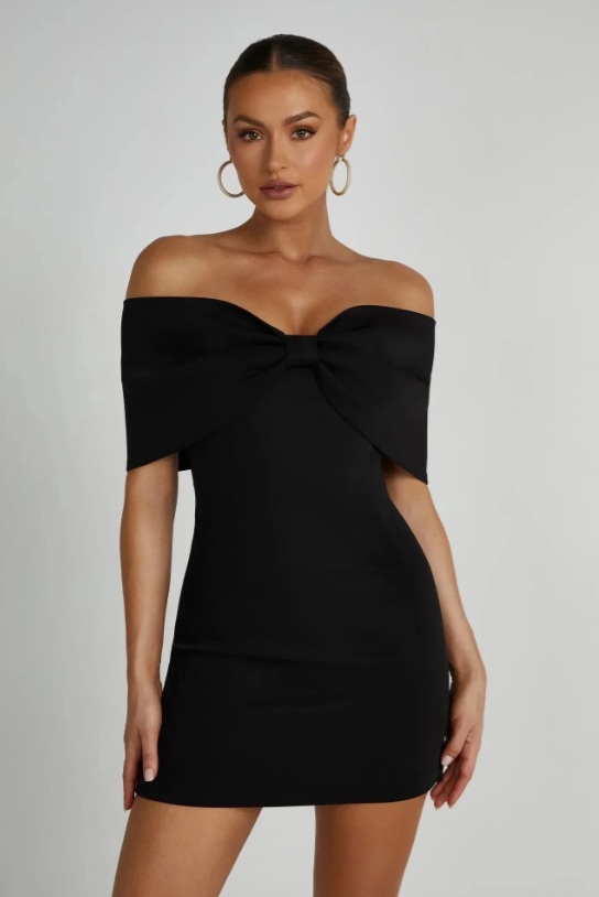 Vestido Corto Floral Con Lazo