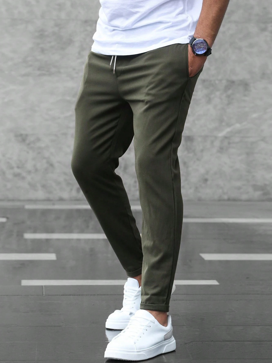 Pantalón Corto Deportivo Con Cintura Ajustable - Vestiria