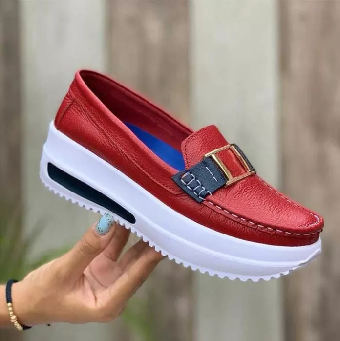 Zapatos cómodos para mujer de estilo clásico - Vestiria