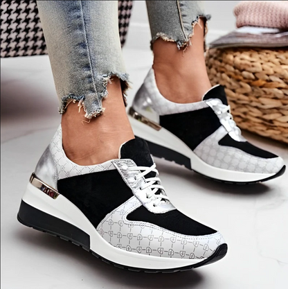 Zapatilla Deportiva Con Cuña y Cierre Rápido