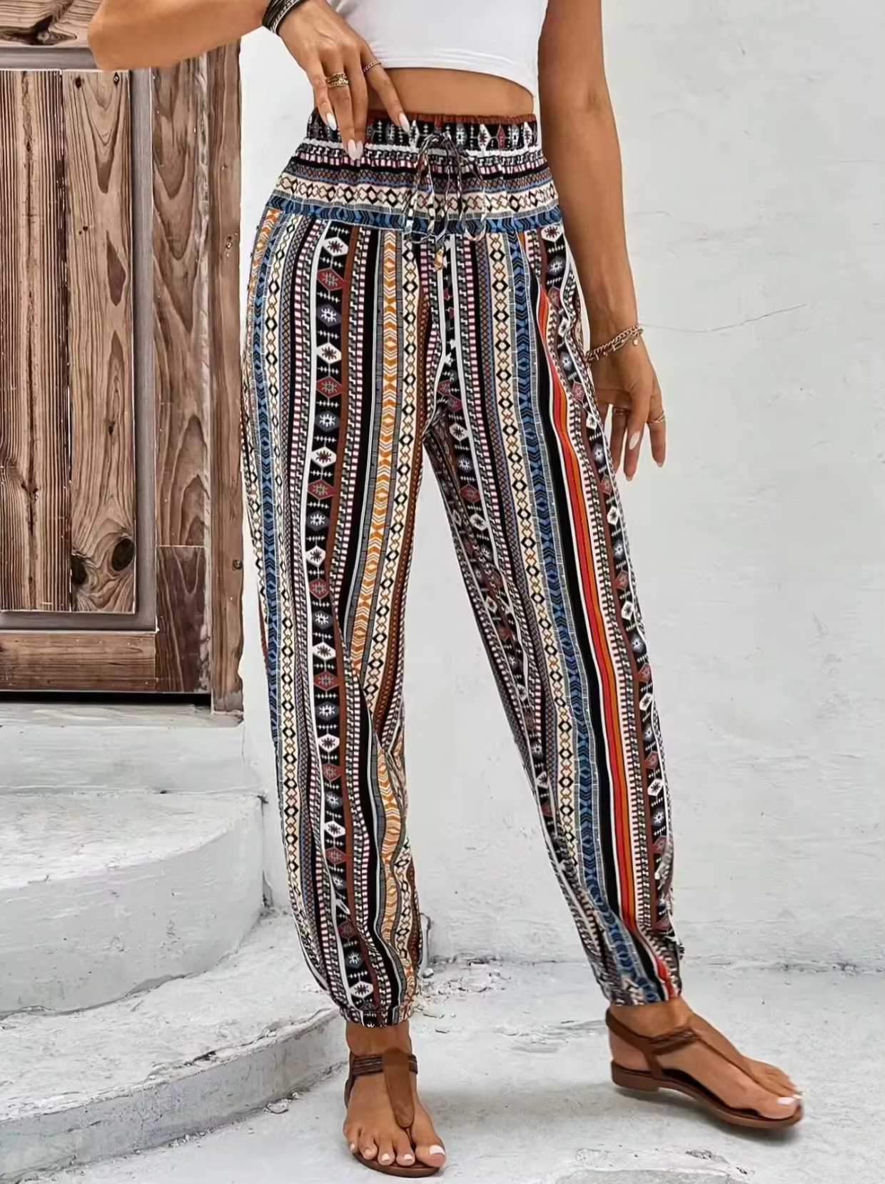 Pantalón Pitillo Estampado Exótico - Vestiria