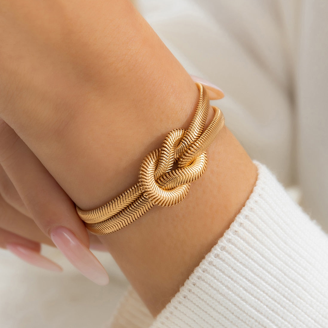 Pulsera Diseño Nudo Elegante - Vestiria