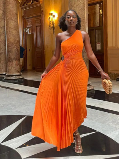 Vestido Noche Elegante con Volantes y Piel