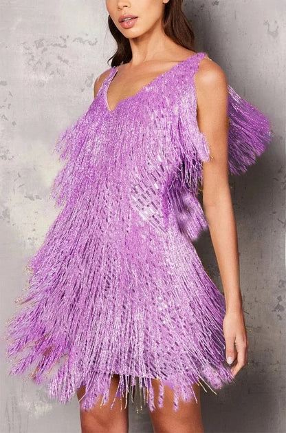 Vestido Fiesta Glamuroso con Flecos y Plumas