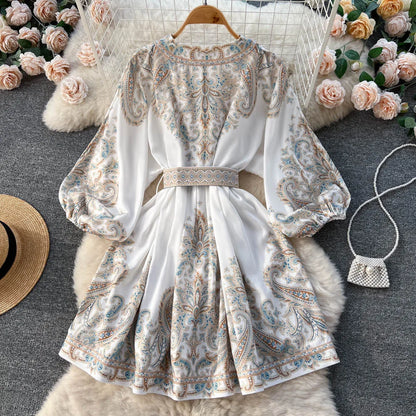 Vestido Vintage Cuello Pico Clásico - Vestiria