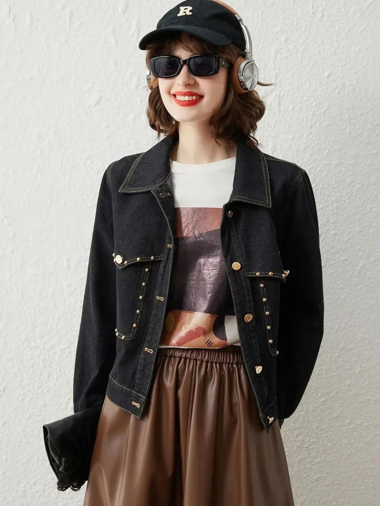 Chaqueta de cuero punk con detalles metálicos - Vestiria