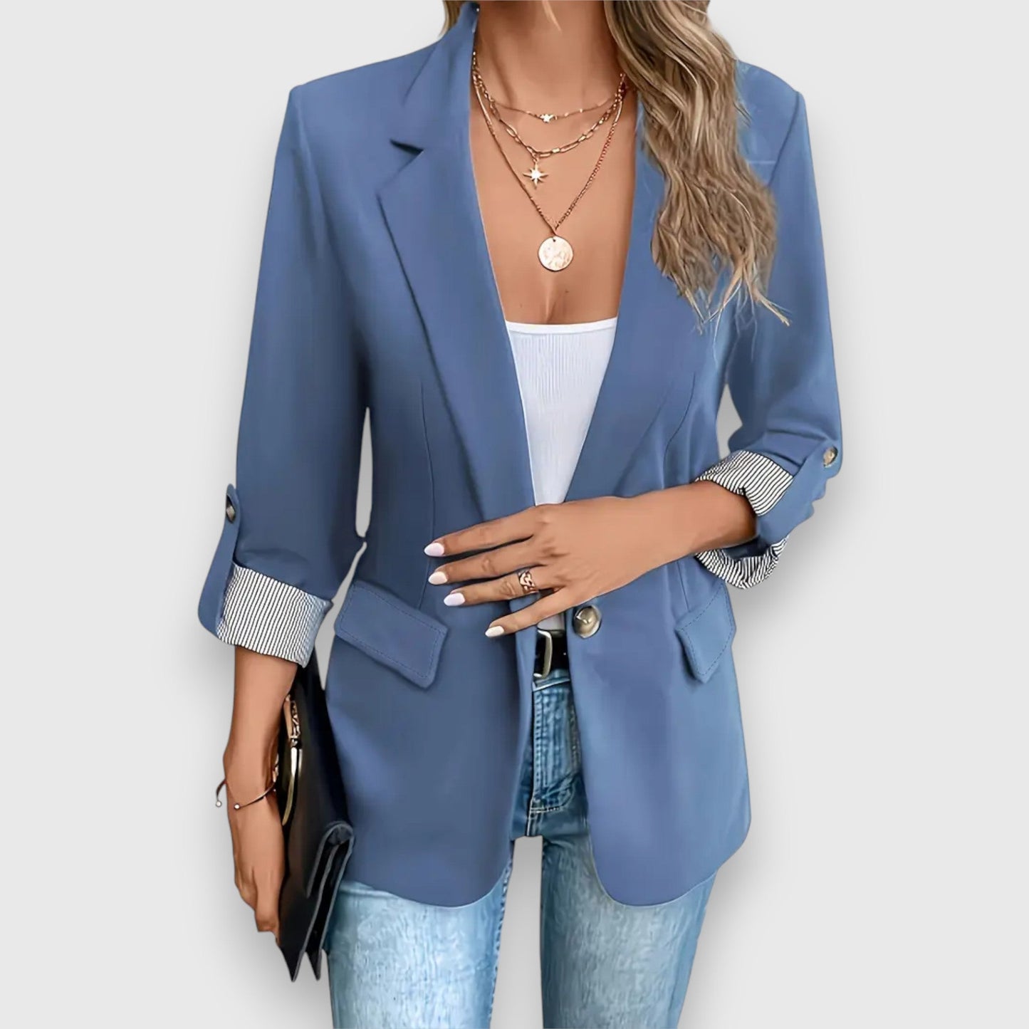 Chaquetilla informal de mujer con mangas cortas