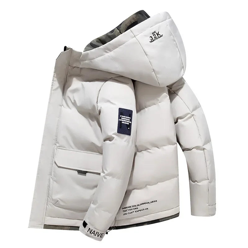 Chaqueta invernal abrigada con capucha para hombre
